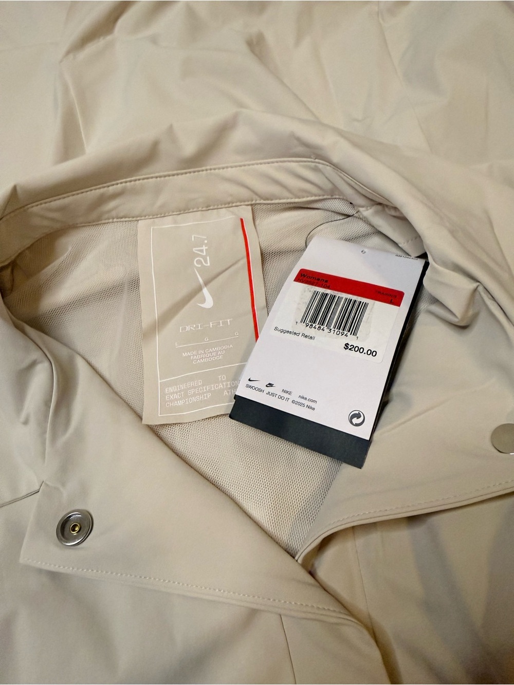 Nike 24.7 Perfect Stretch Dri-Fit Oversize Trench Coat - Picture 11 of 11